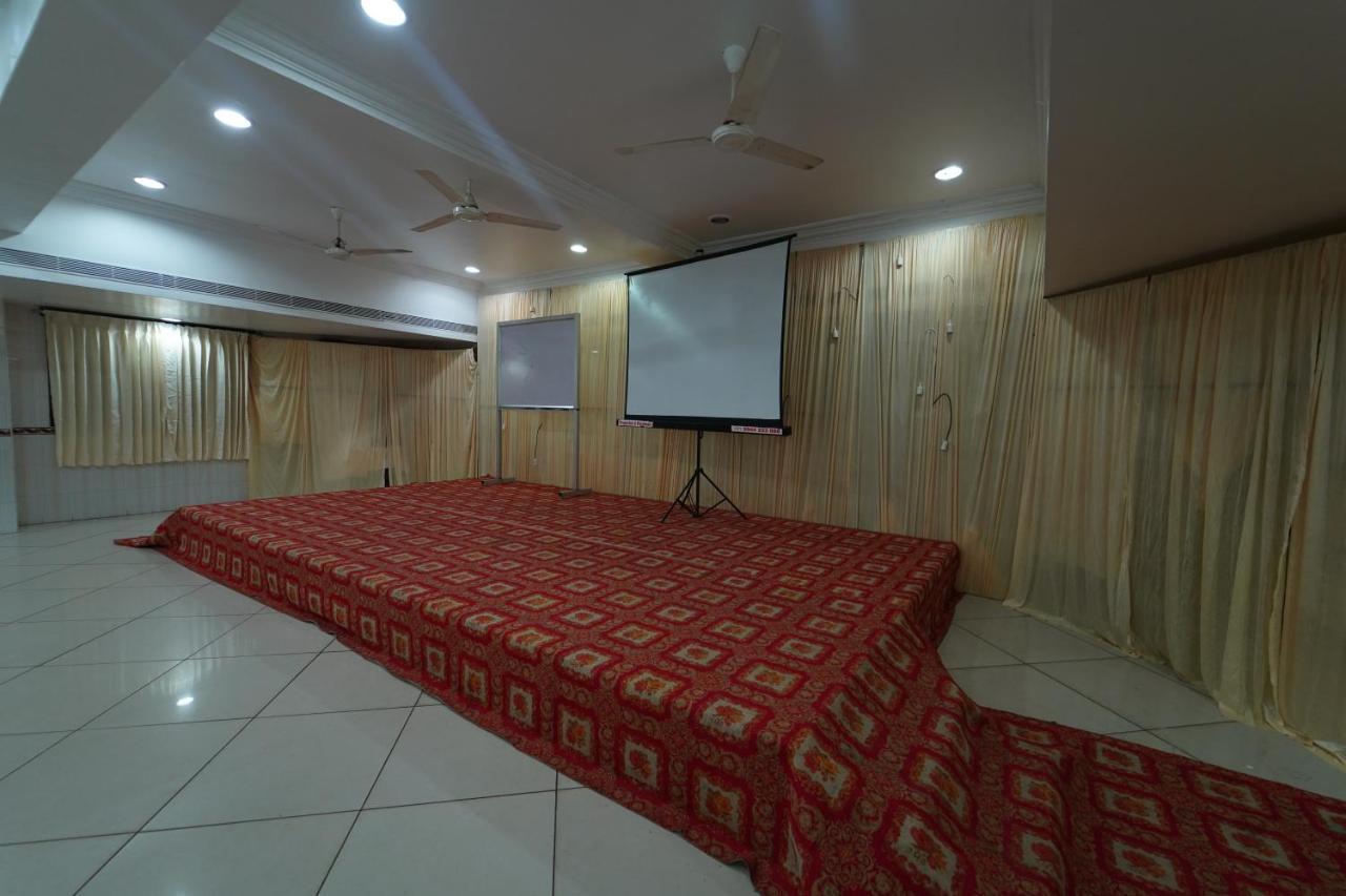 Hotel Palmyra Grand Inn Tirunelveli Luaran gambar